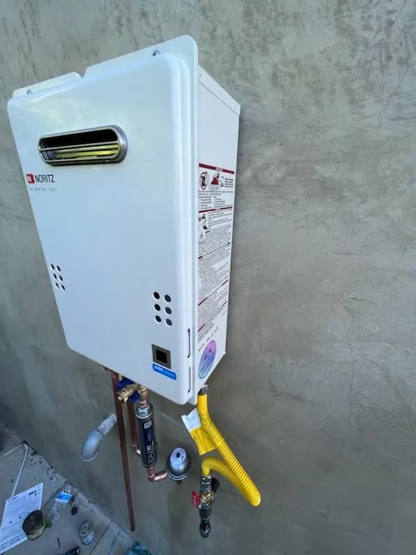 Tankless water heater installation for Center homes